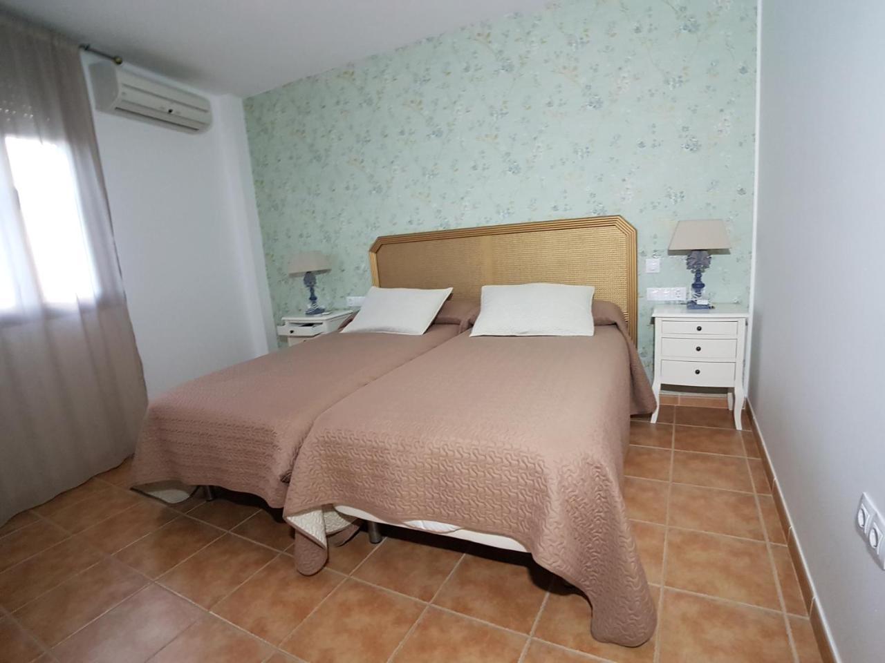 Hostal Meson La Era Riogordo Exterior photo